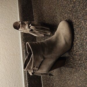 Taupe/Beige Suede Ankle Heeled Boots With Back Tassel Italian Designer Size 8